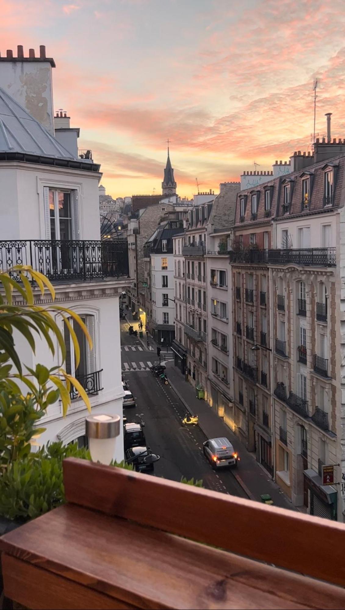 Suite Vue Montmartre & Balcon ปารีส ภายนอก รูปภาพ